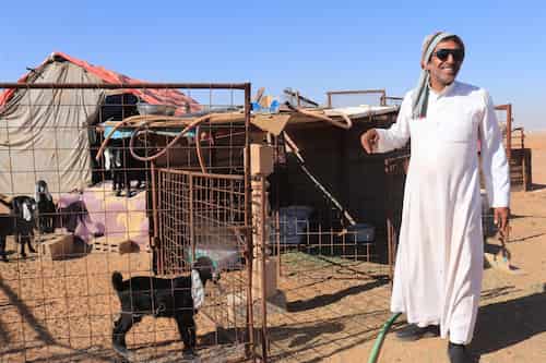 saudi-arabia-desert-nomad サウジアラビアの砂漠の遊牧民