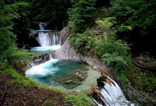 山梨県・西山渓谷 